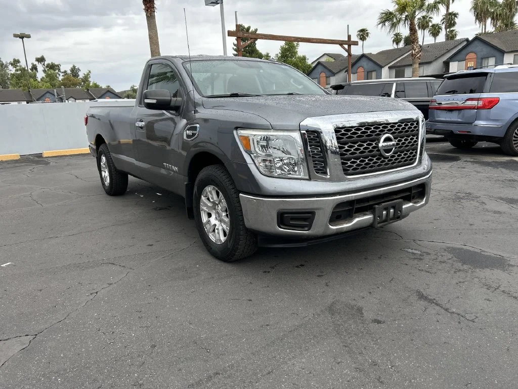 2017 Nissan Titan