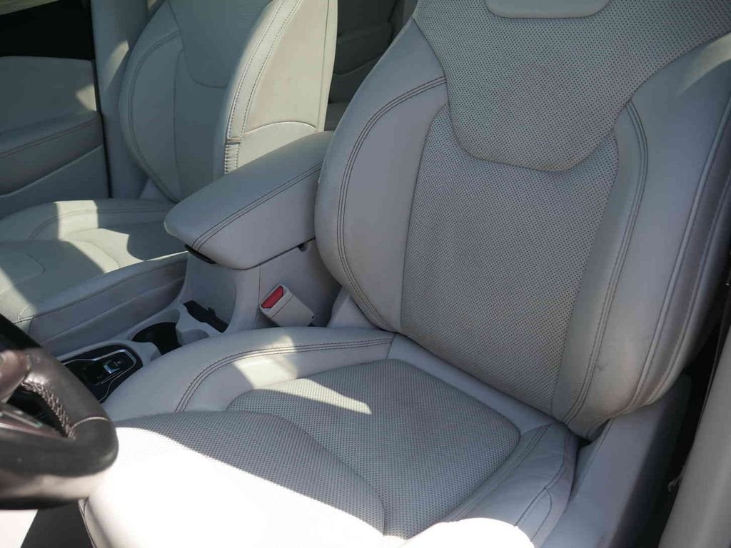 Used 2021 Blue Jeep Limited image 29