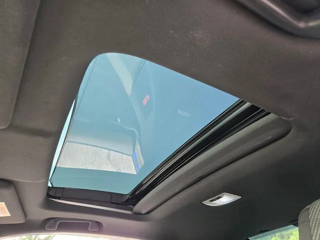 Used 2017 Blue Honda Si image 15