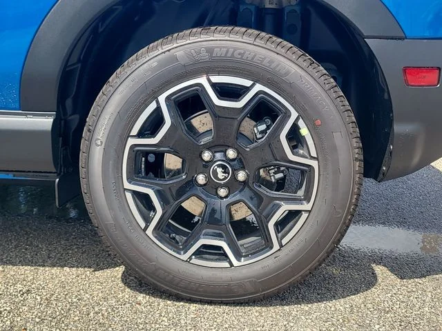 New 2026 Blue Metallic Ford Outer Banks image 8