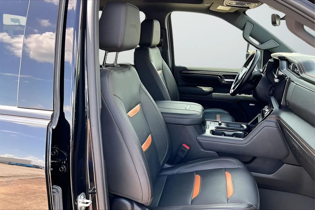 Used 2024 Black GMC AT4 image 26