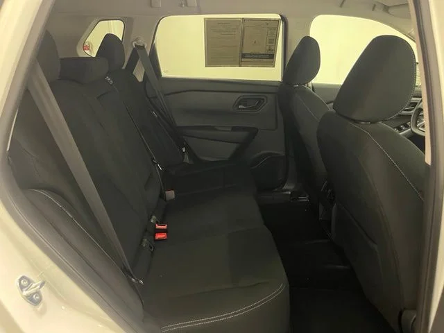 Used 2026 White Nissan S image 23