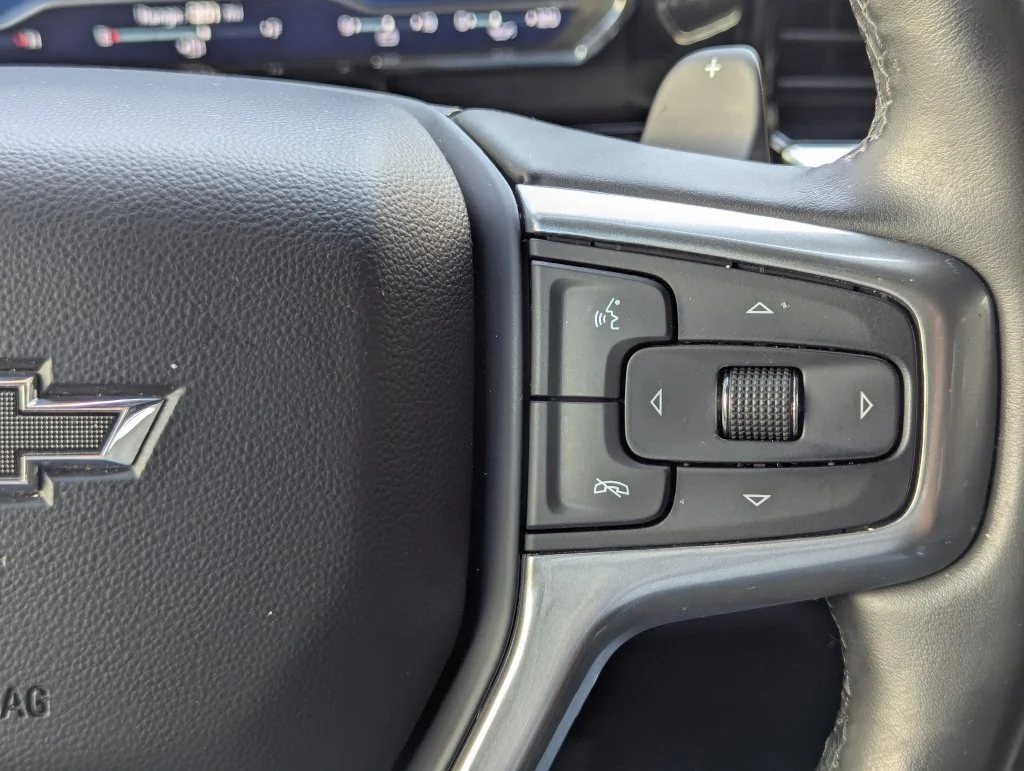 Used 2023 White Chevrolet RST image 22