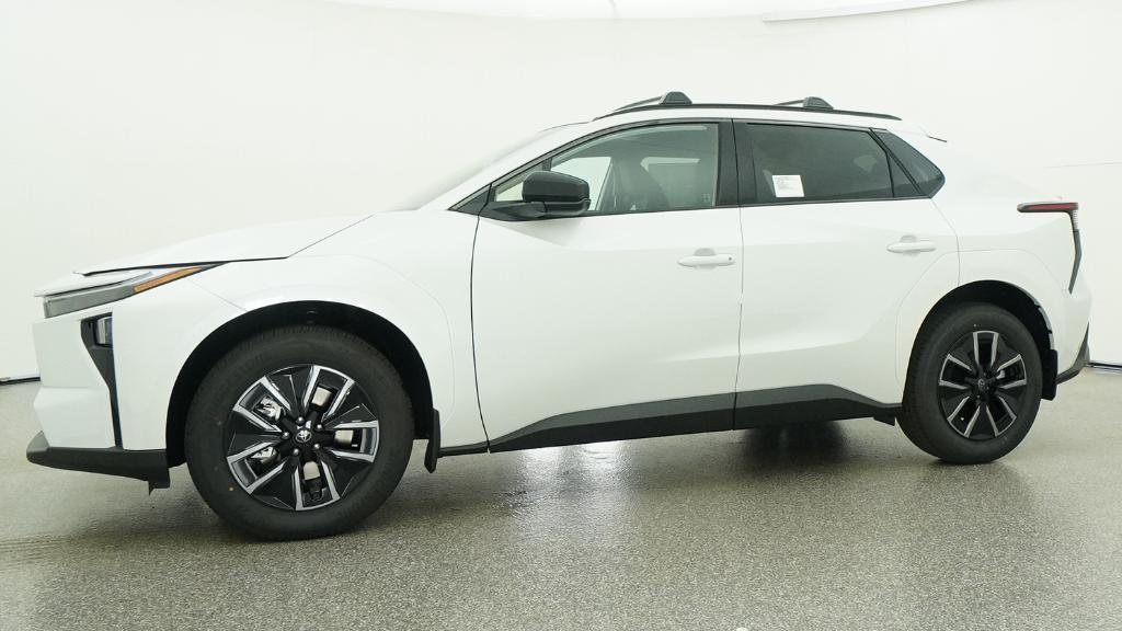New 2026 Wind Chill Pearl Toyota XLE image 56