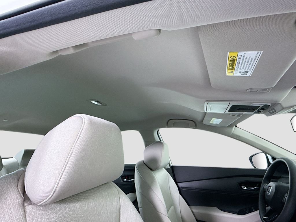 New 2026 Platinum White Pearl Honda LX image 19