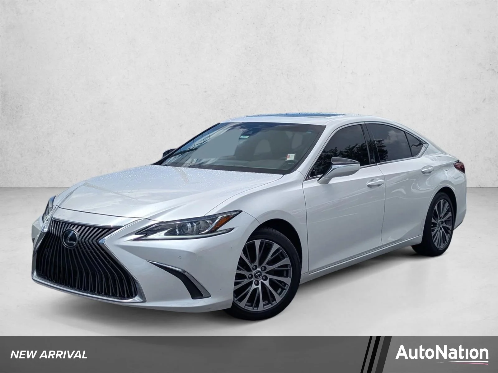 2021 Lexus ES 350 350's photo