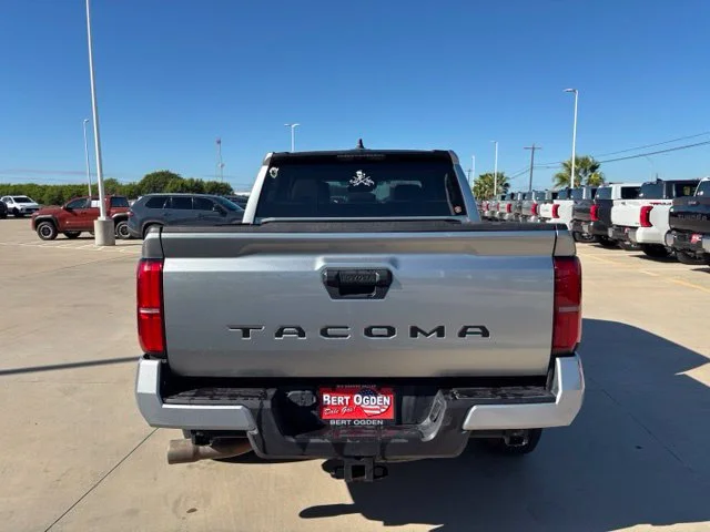 Used 2025 Silver Toyota SR5 image 5