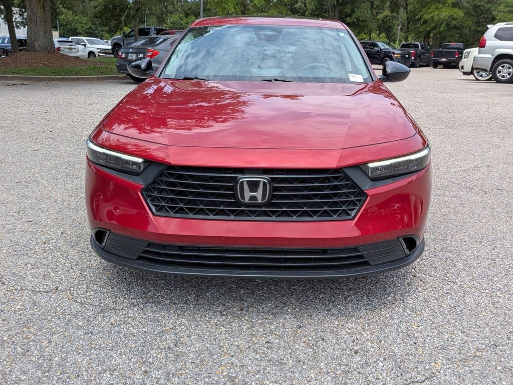 Used 2025 Red Honda SE image 8
