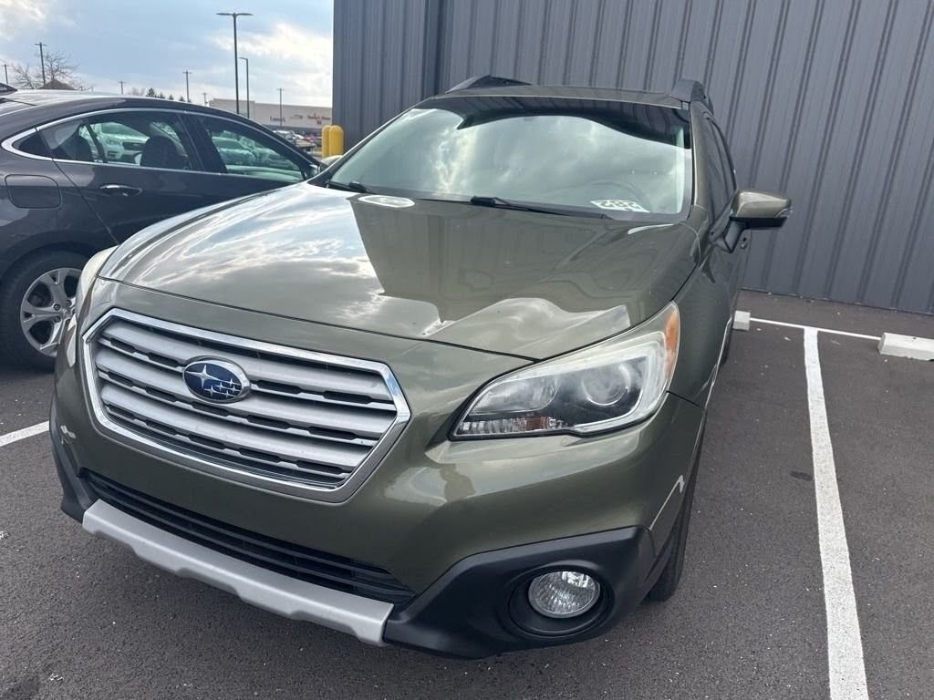 Used 2016 Subaru Outback Limited with VIN 4S4BSBLC4G3240418 for sale in Savoy, IL