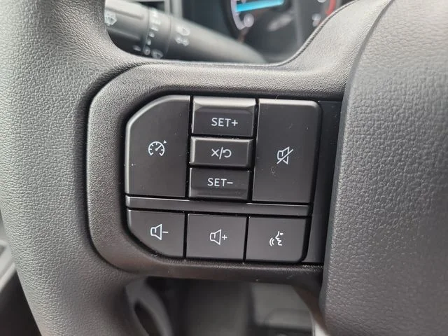 New 2026 Oxford White Ford XL image 29