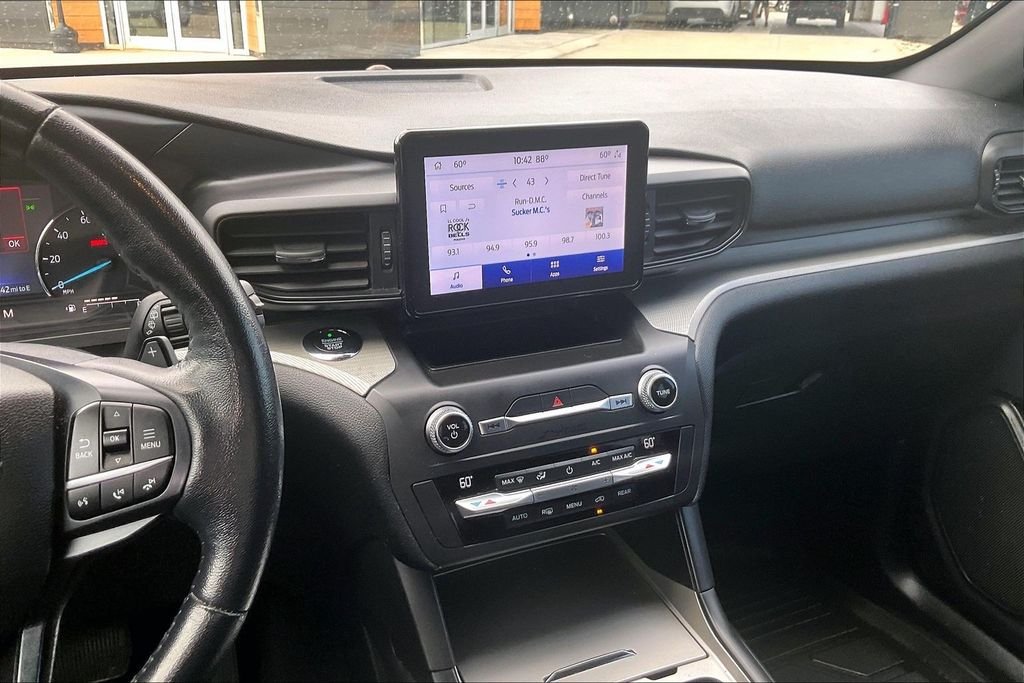 Used 2020 White Ford XLT image 6