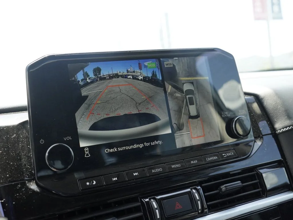 Used 2024 Gray Nissan SL image 11
