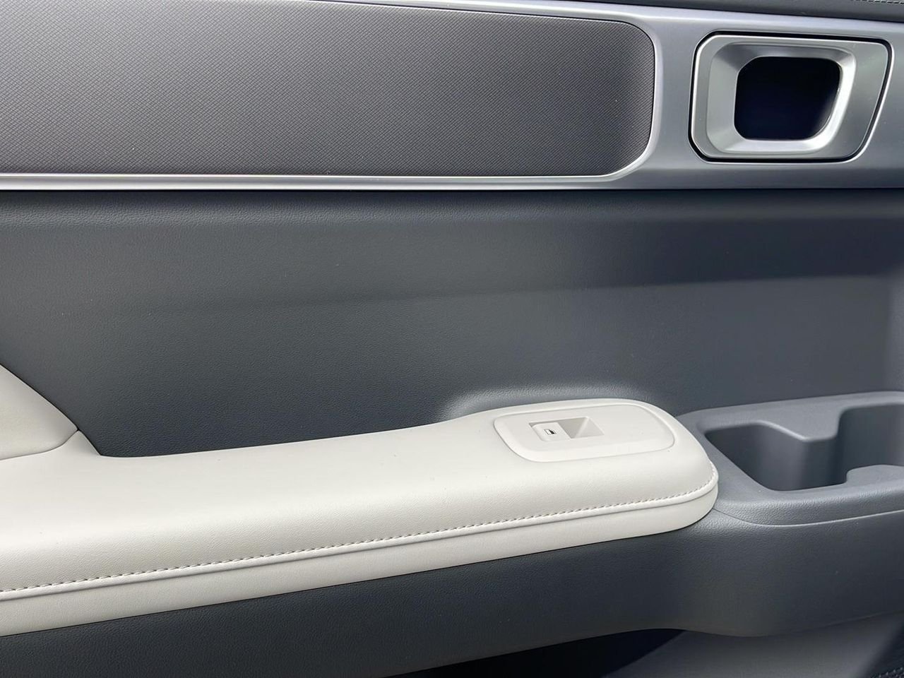 New 2026 Ecotronic Gray Hyundai SEL image 55