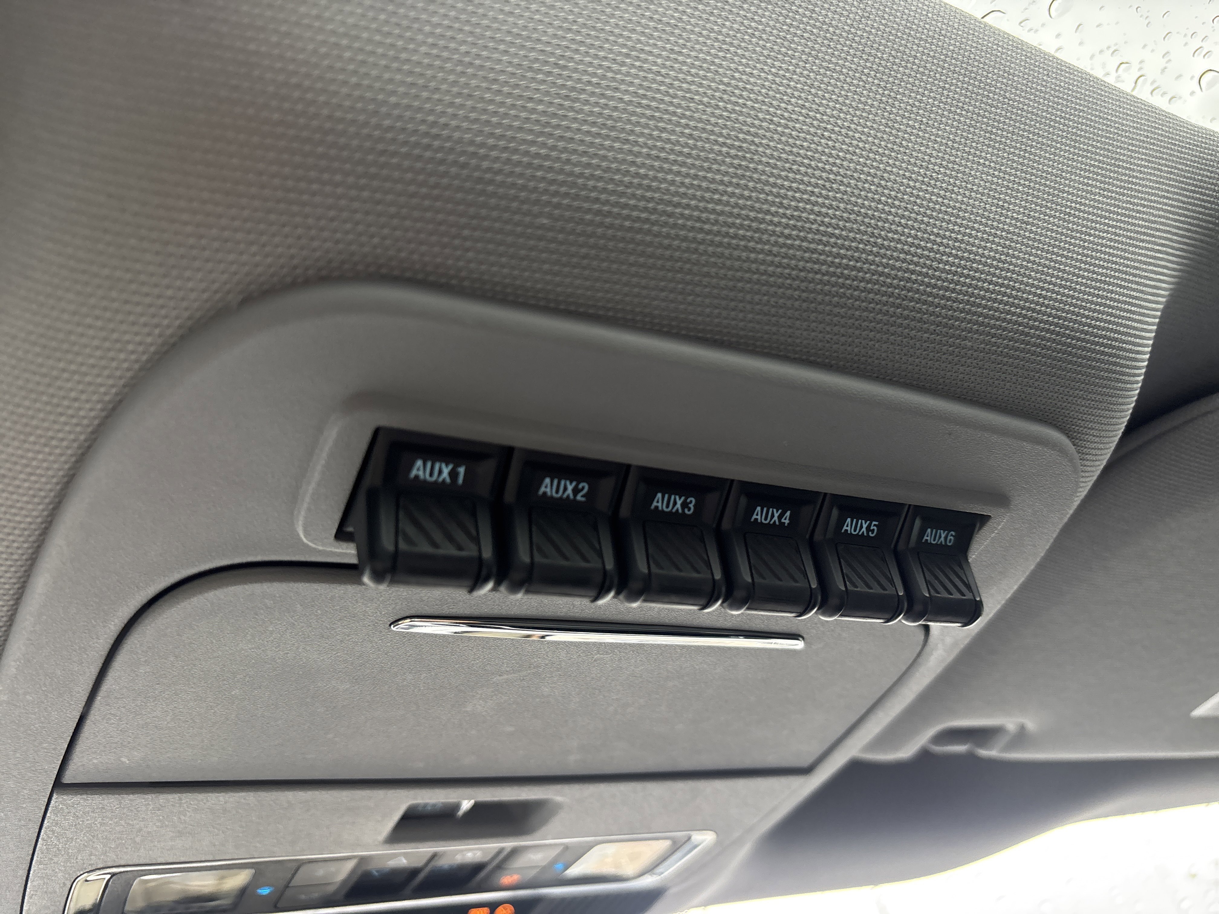Used 2023  Ford XL image 50