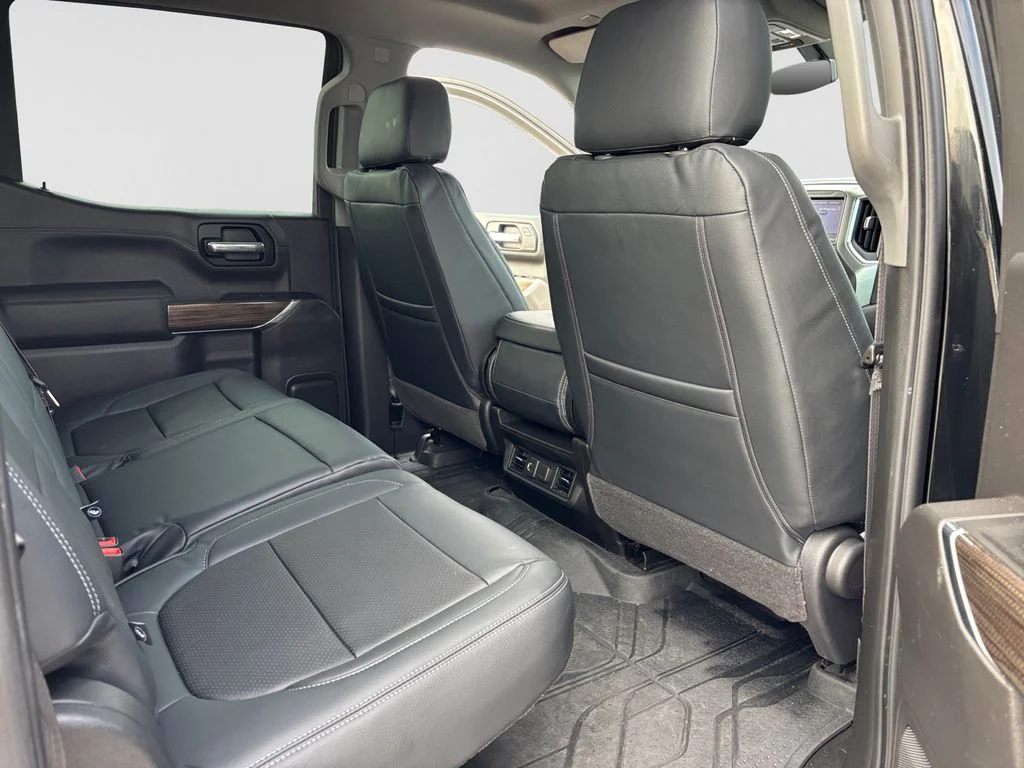 Used 2020 Black Chevrolet RST image 39