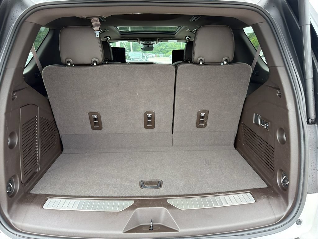 2023 GMC Yukon Denali - Photo 28