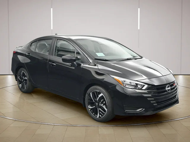 2025 Nissan Versa SR