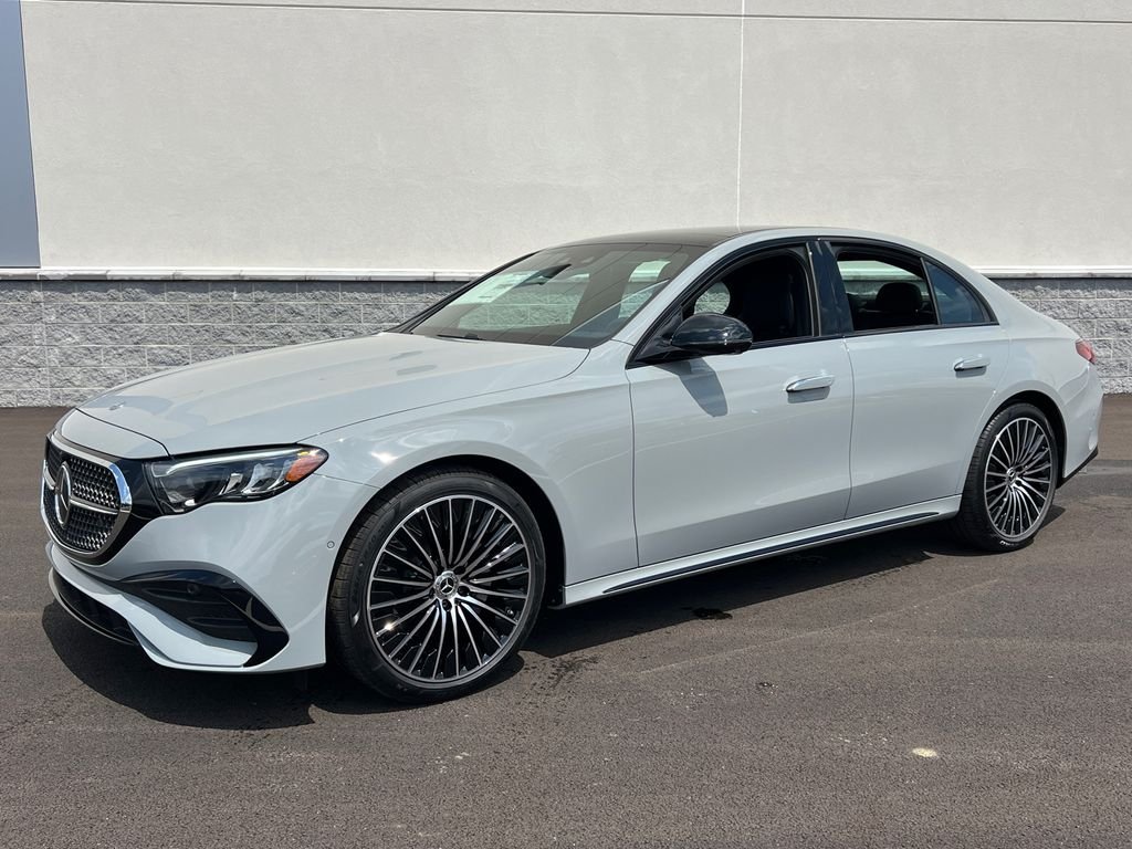 New 2026 MANUFAKTUR Alpine Grey Mercedes-Benz E 350 image 1