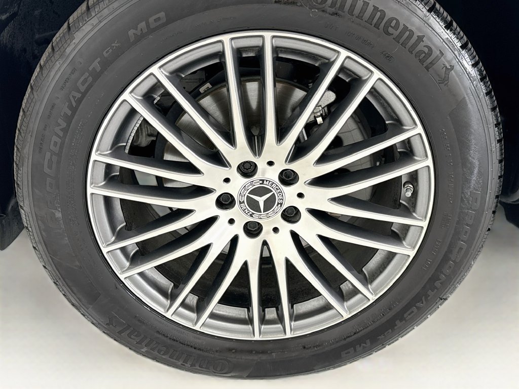 Certified Used 2026 Cirrus Silver Metallic Mercedes-Benz GLC 300 image 28