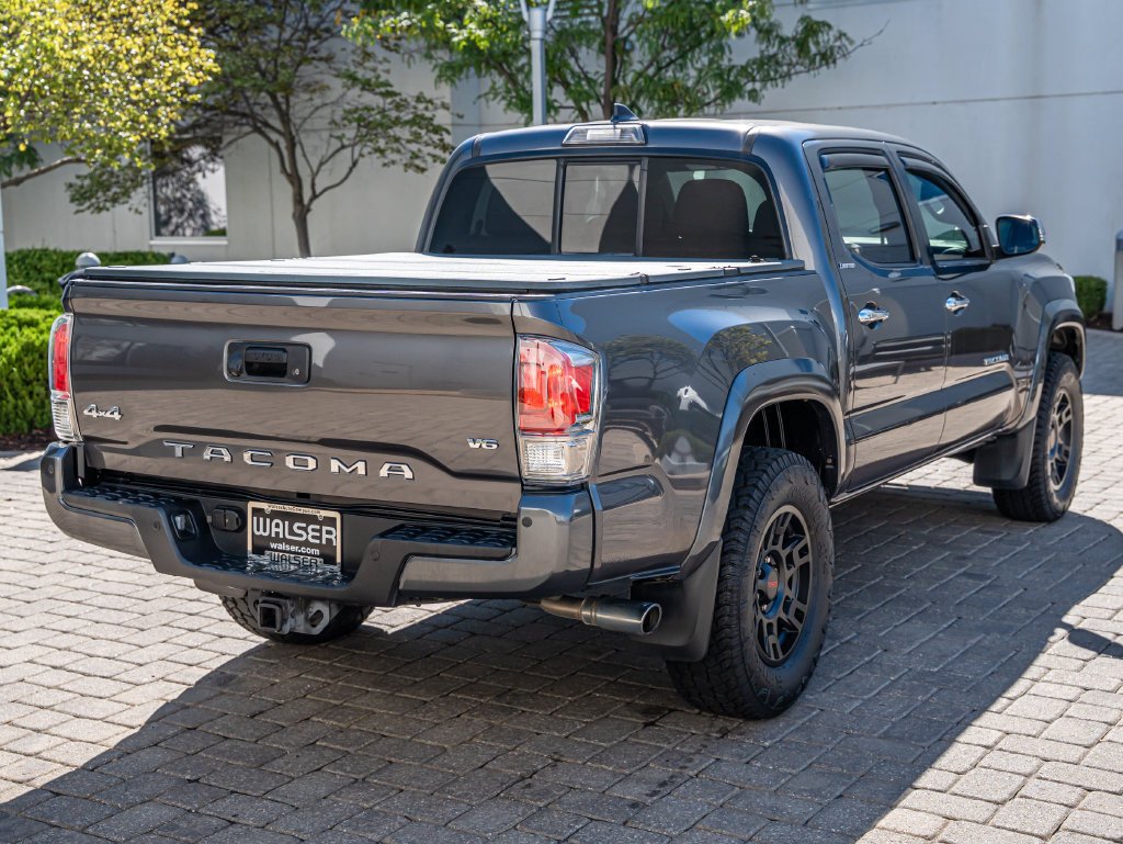 Used 2016 Magnetic Gray Metallic Toyota Limited image 10