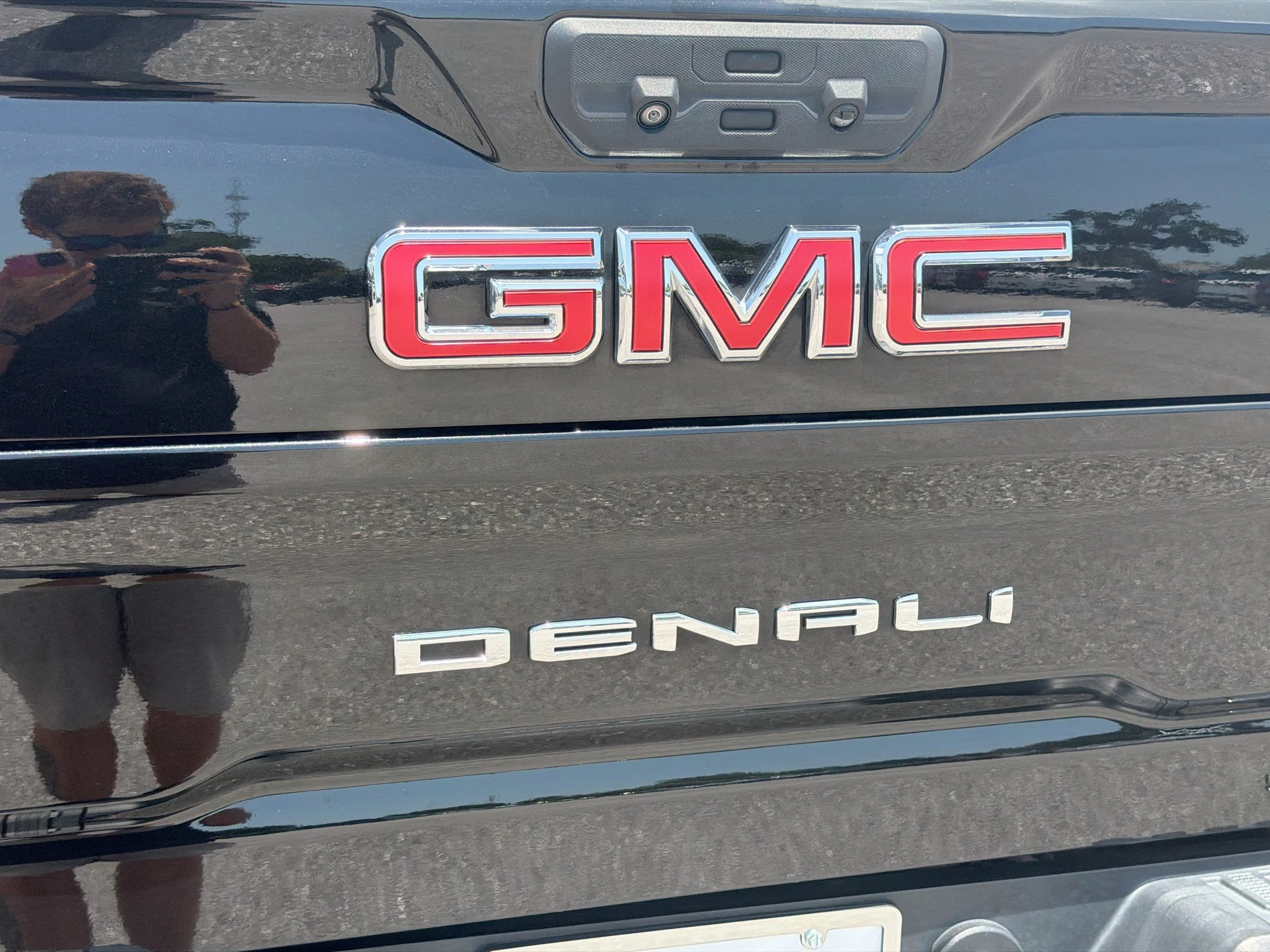 Used 2023 Ebony Twilight Metallic GMC Denali image 11