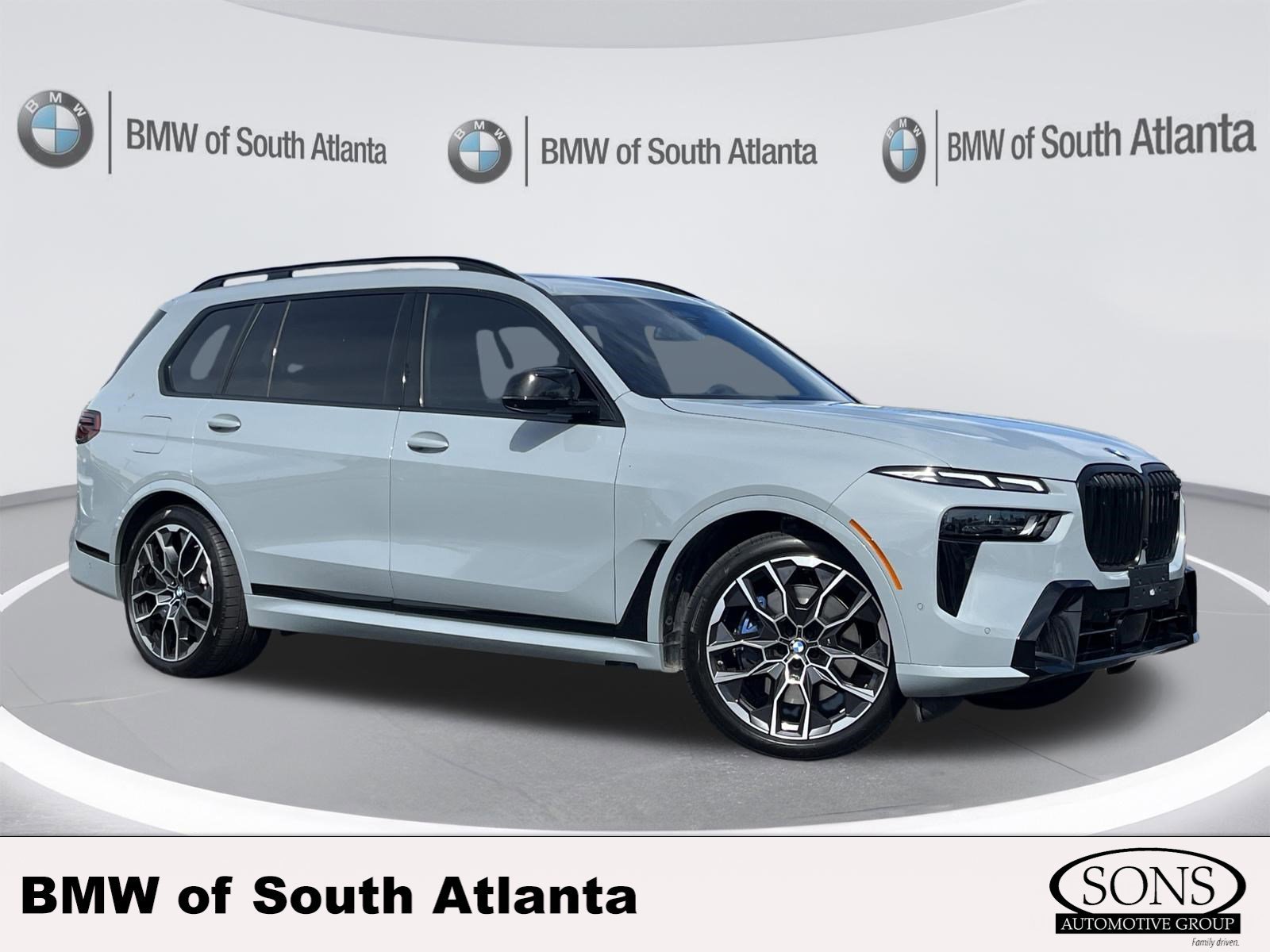 2026 BMW X7 M60i's photo