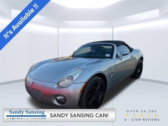 Used 2008 Silver Pontiac Base image 1