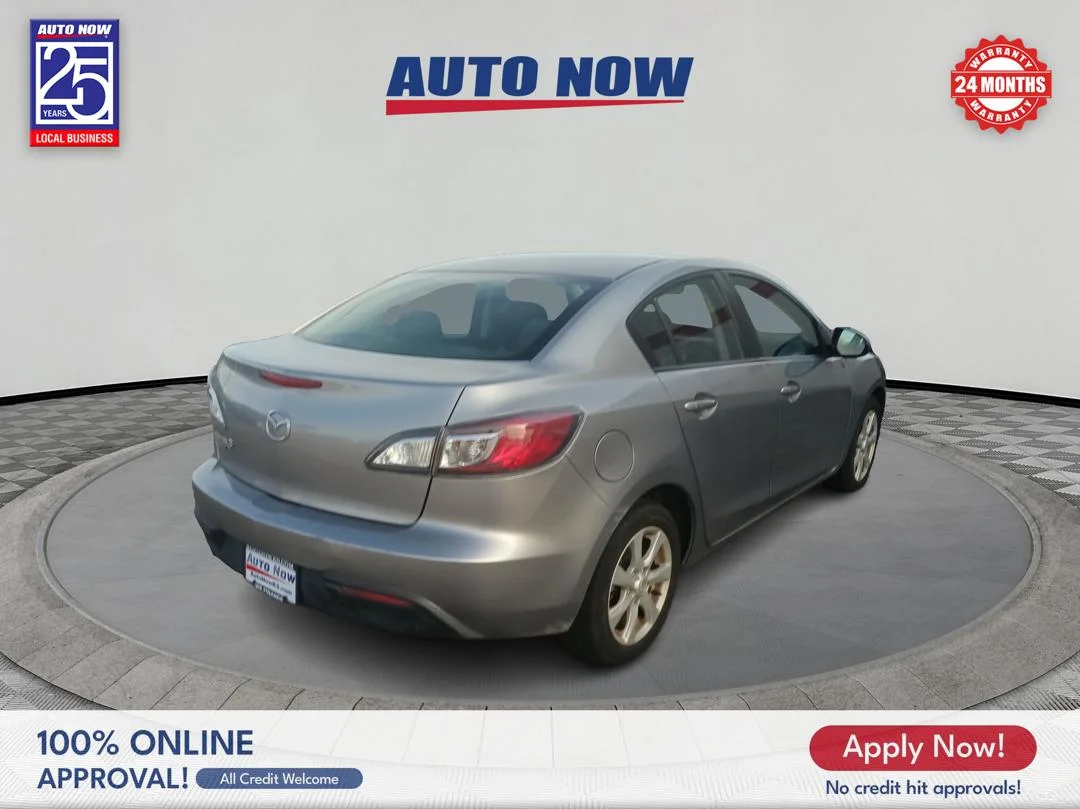 Used 2010 Silver Mazda i SV 4-Door image 5