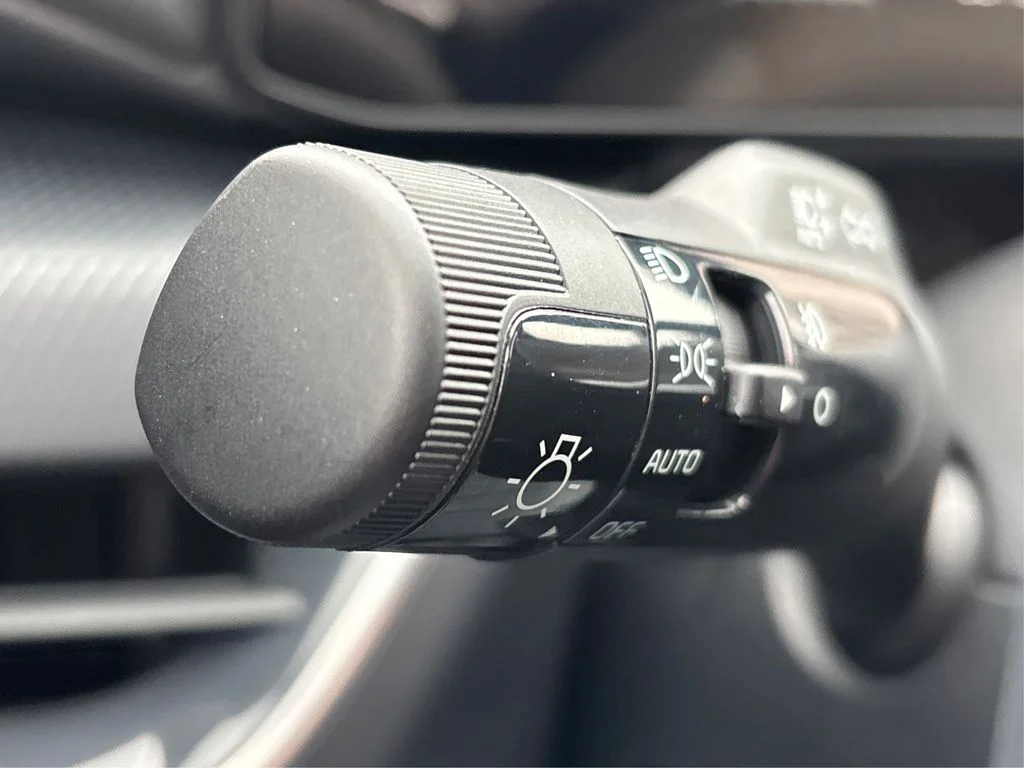 New 2025 White Kia GT-Line Turbo image 19