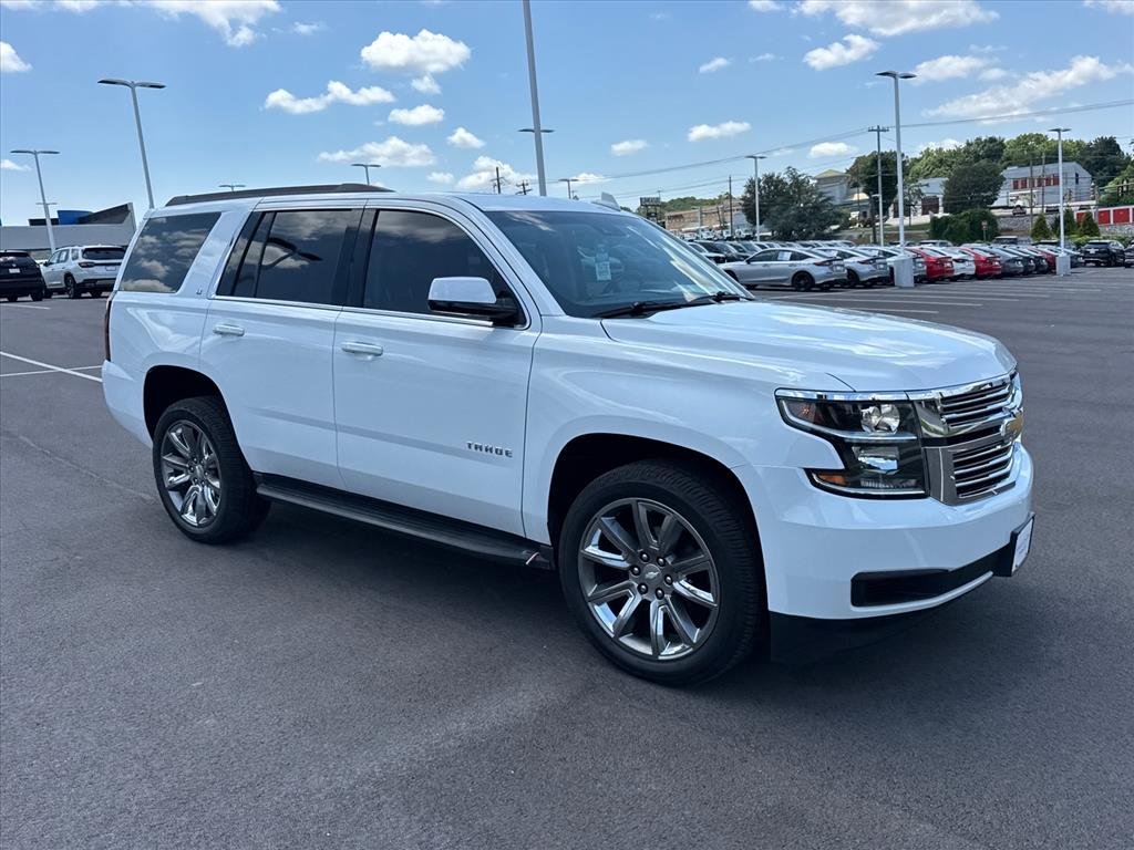Used 2019 SUMMIT WHITE Chevrolet LT image 10