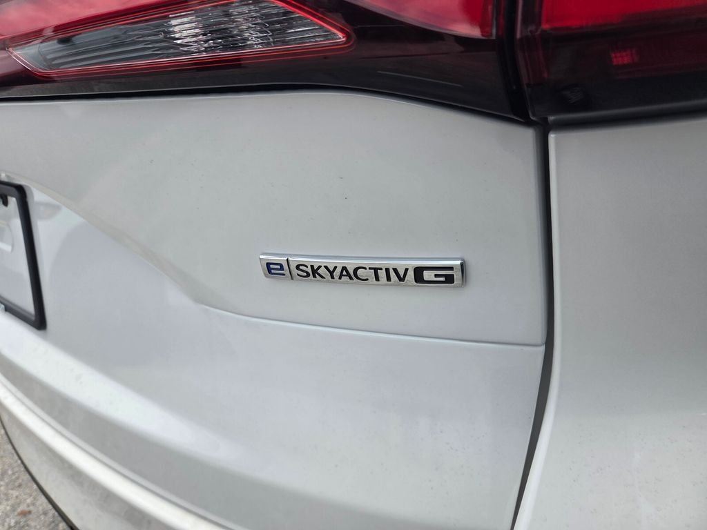 New 2026 Rhodium White Premium Mazda 3.3 Turbo Select AWD image 13