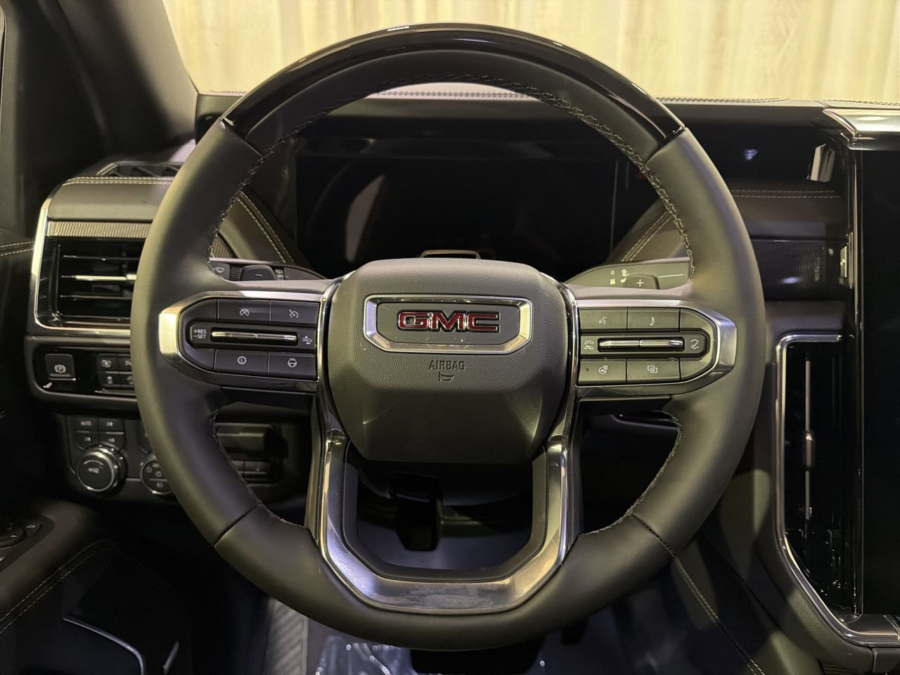 2026 GMC Yukon Elevation - Photo 16