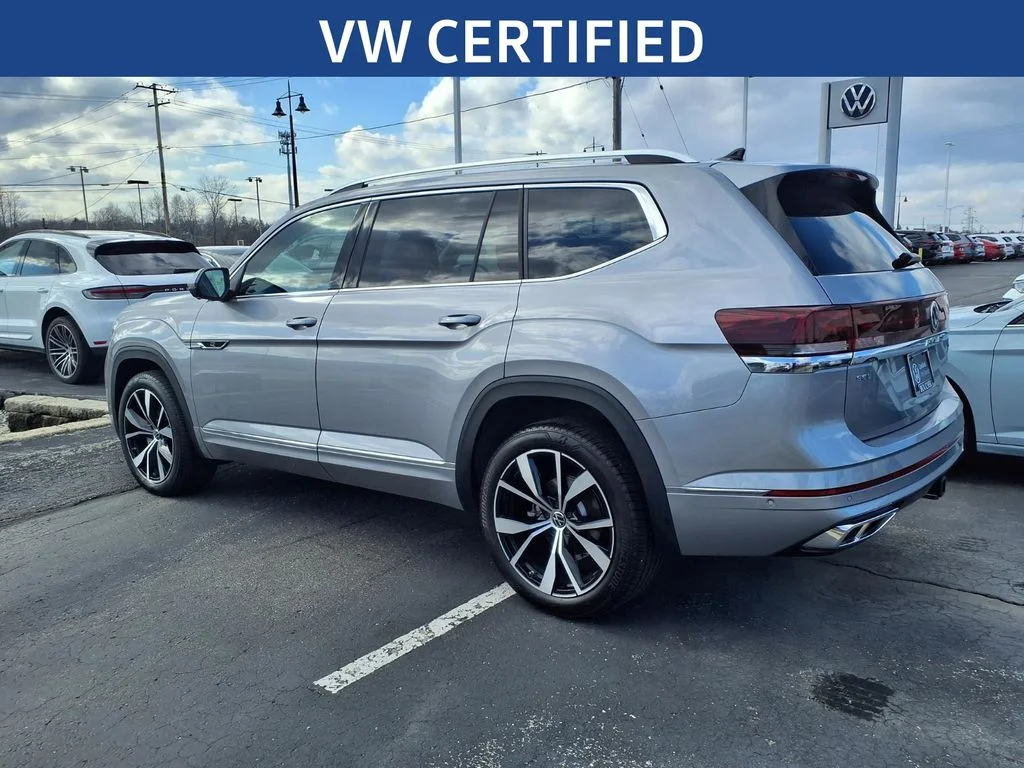 Certified Used 2025 Silver Mist Metallic Volkswagen 2.0T SEL Premium R-Line image 3