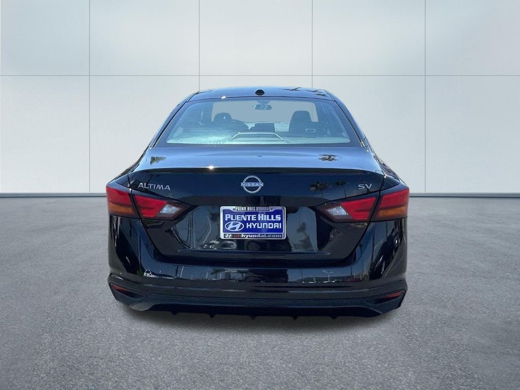 2024 Nissan Altima SV - Photo 5
