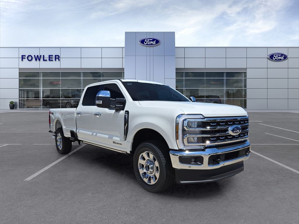 New 2026 Star White Metallic Tri-Coat Ford F-350® Lariat® image 3