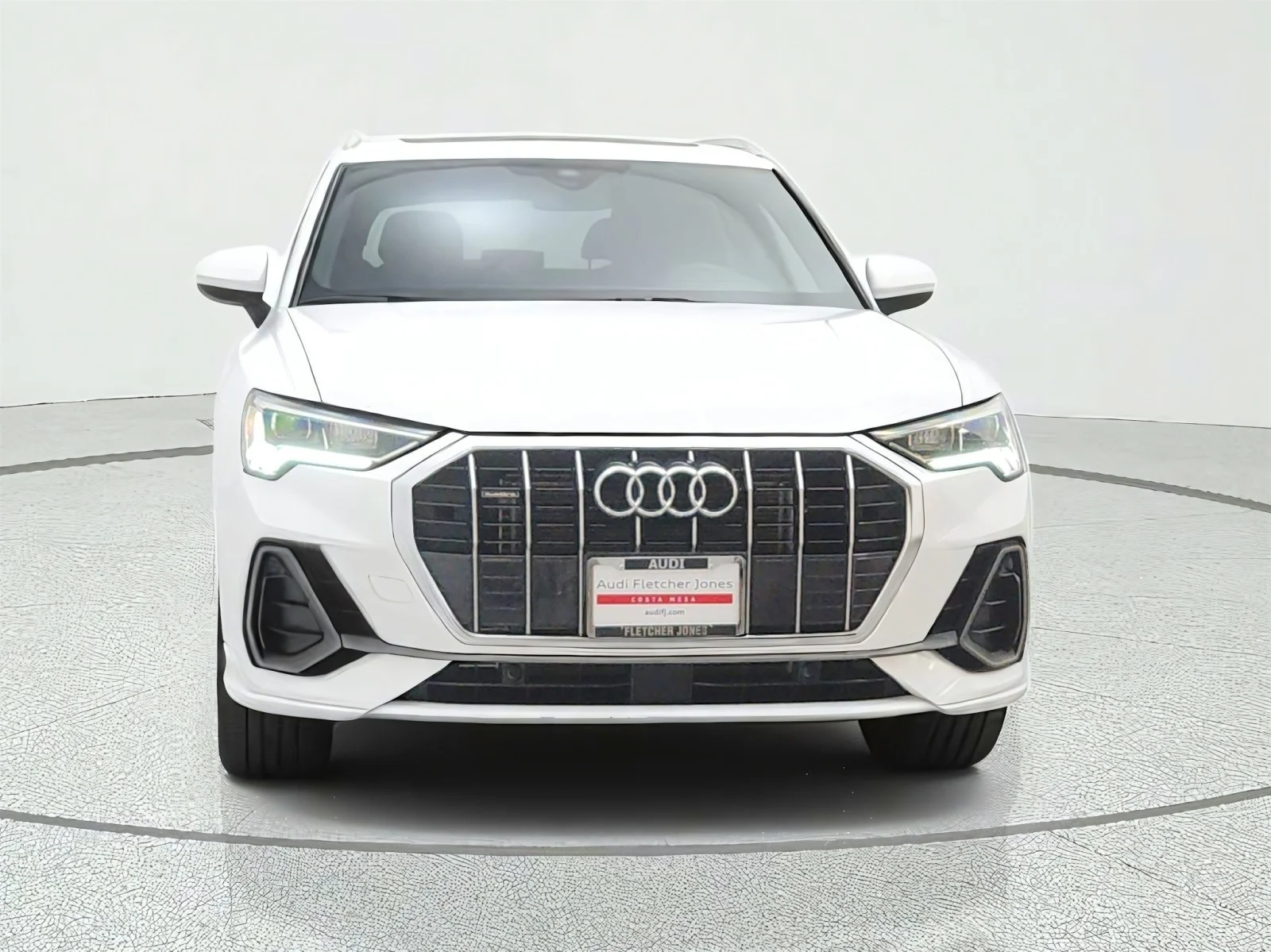 Used 2023 Ibis White Audi S line Premium image 2