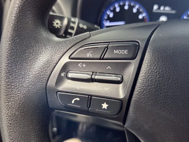 Used 2021 Silver Hyundai SEL Plus image 25