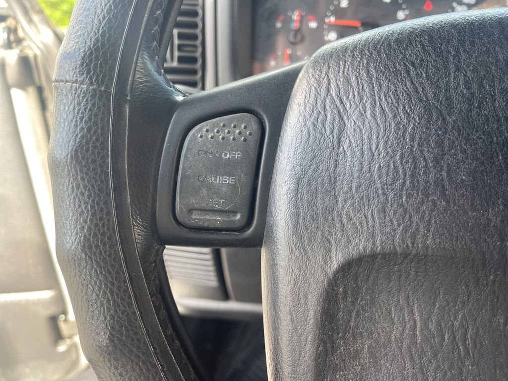 Used 2006 Silver Jeep Rubicon image 21