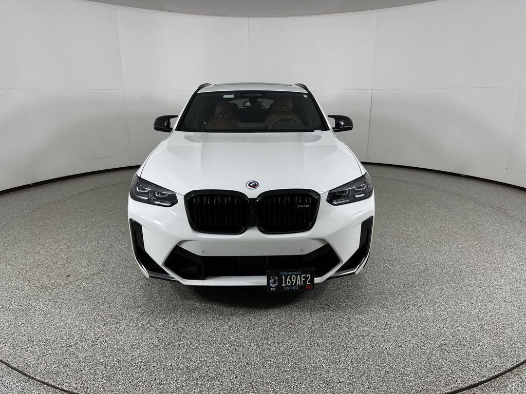 Used 2024 Alpine White BMW Base image 3