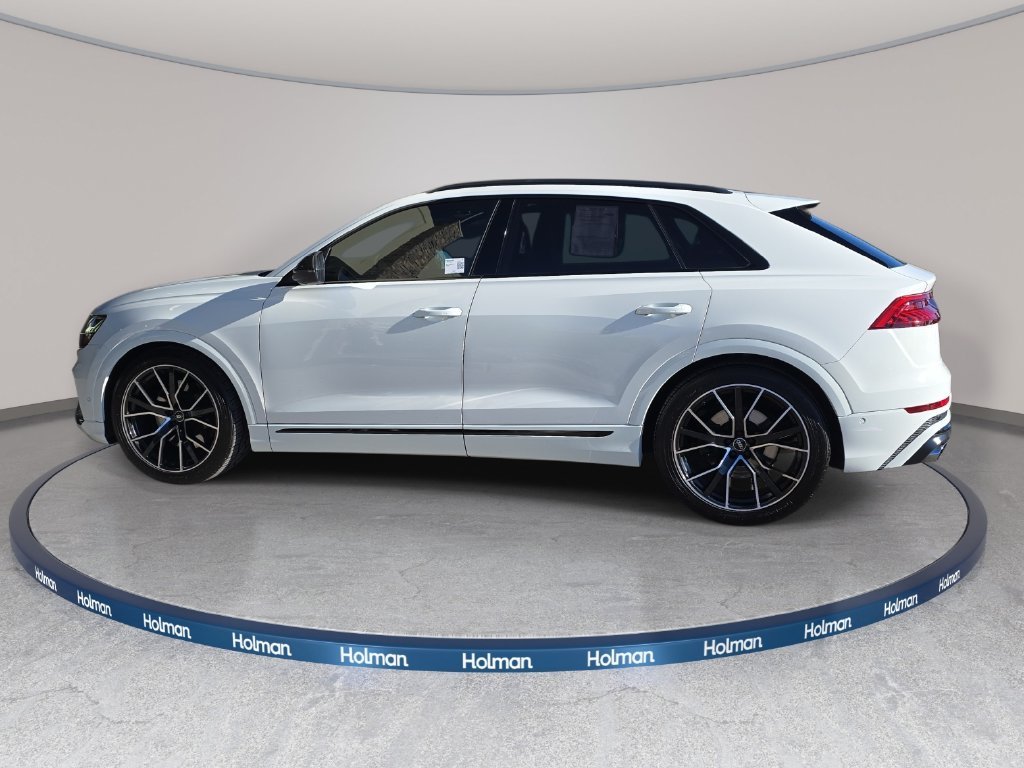 Used 2023  Audi 4.0T Prestige image 9