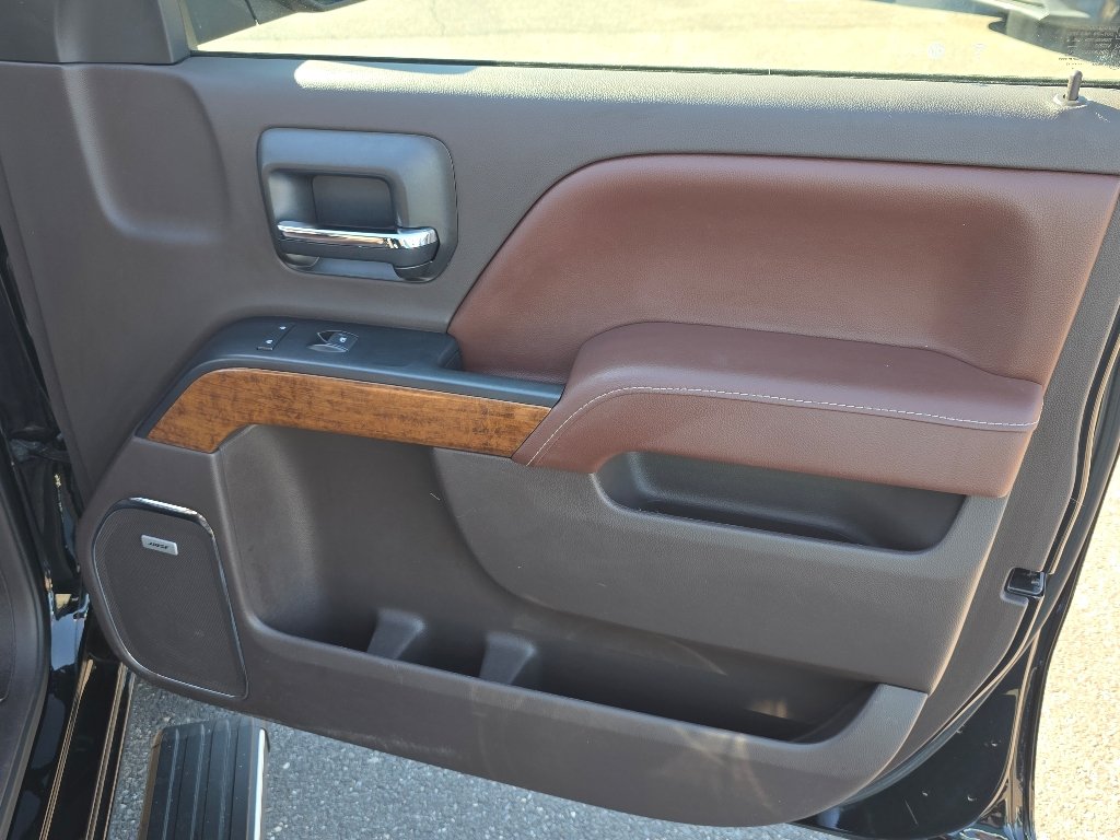 Used 2017 Black Chevrolet High Country image 21