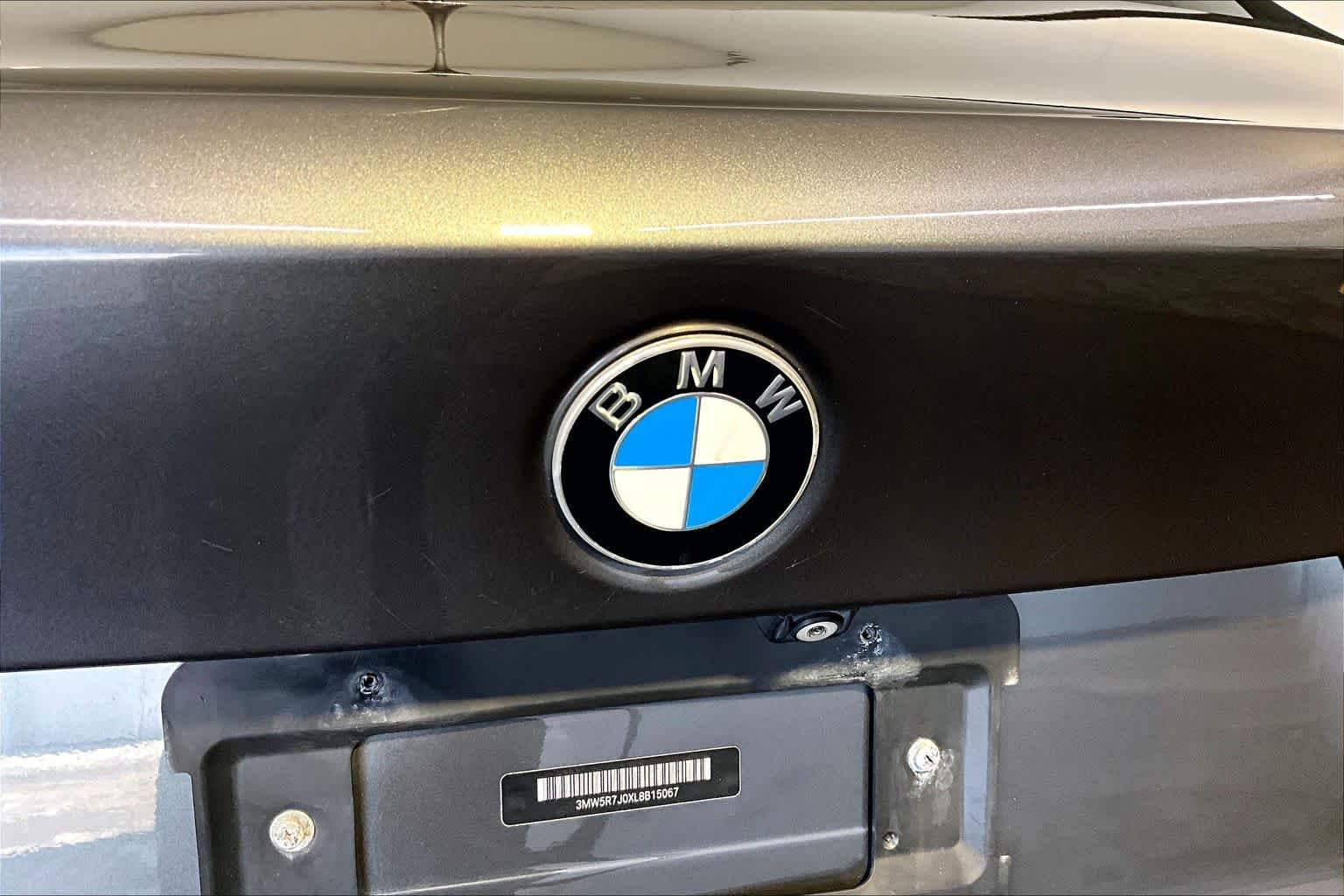 Used 2020 Mineral Gray Metallic BMW 330i xDrive image 33