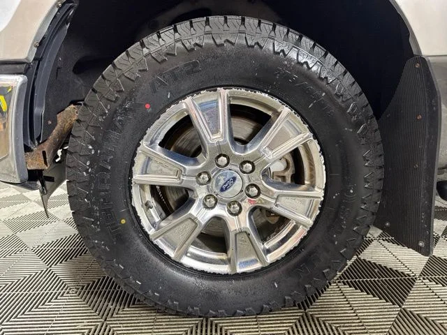 Used 2015 Ingot Silver Metallic Ford XLT image 10