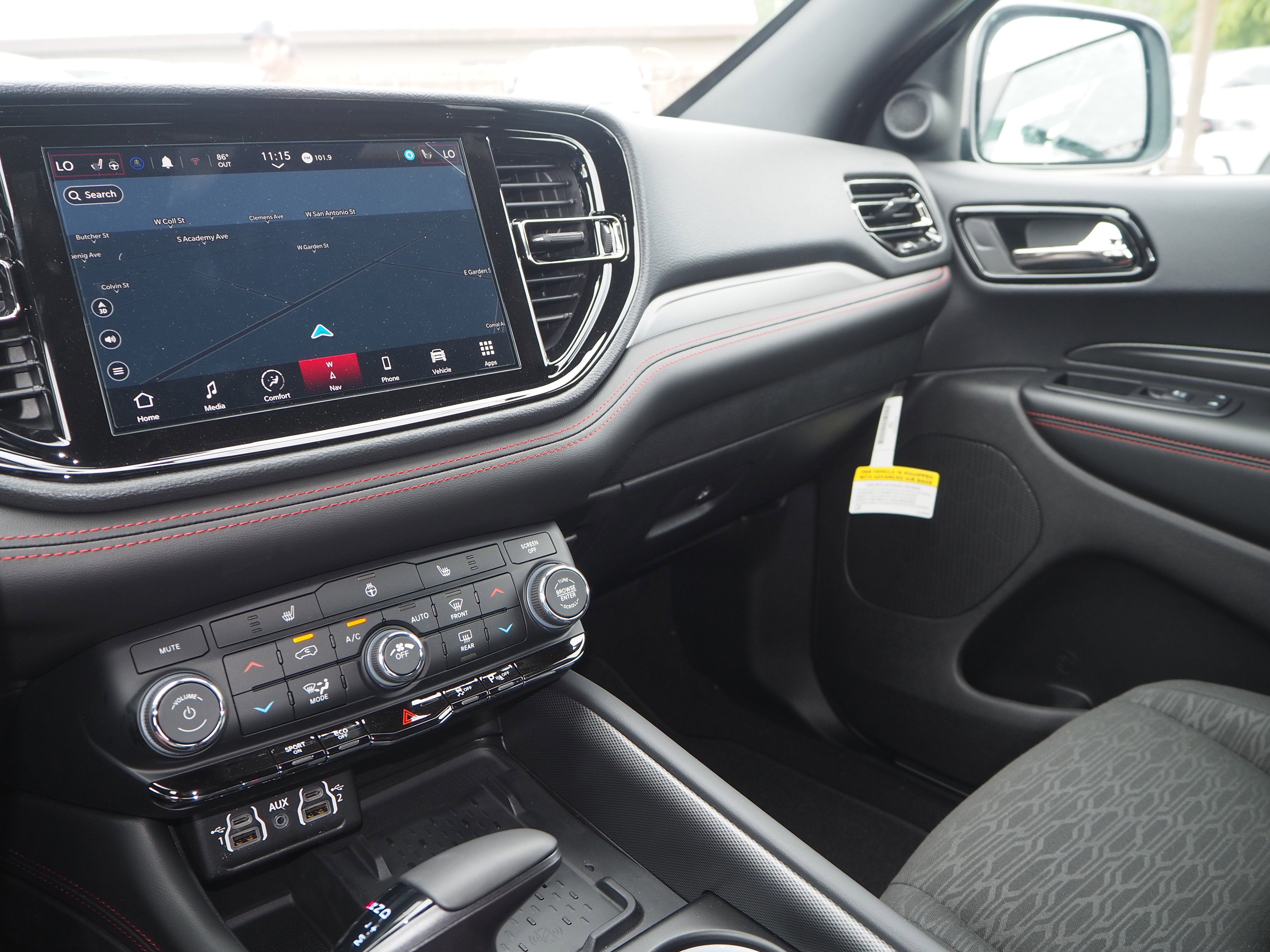 2025 Dodge Durango R/T photo 3