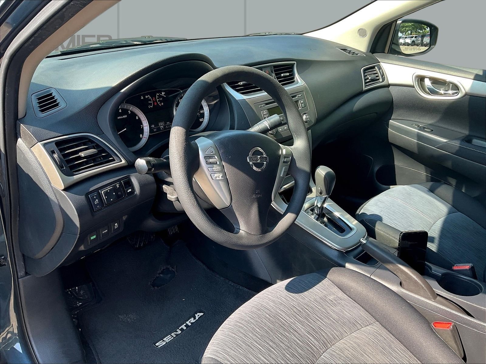 Used 2014 Blue Nissan SV image 16