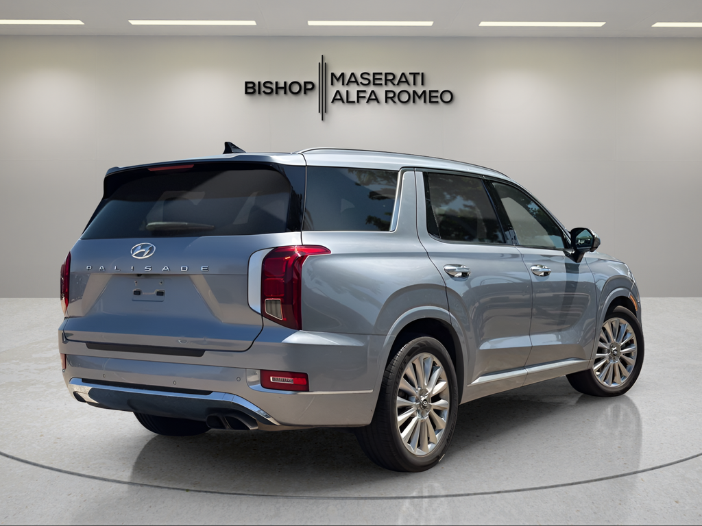 Used 2020 Silver Hyundai Limited image 5
