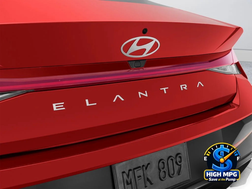 Used 2024 Red Hyundai SEL image 56