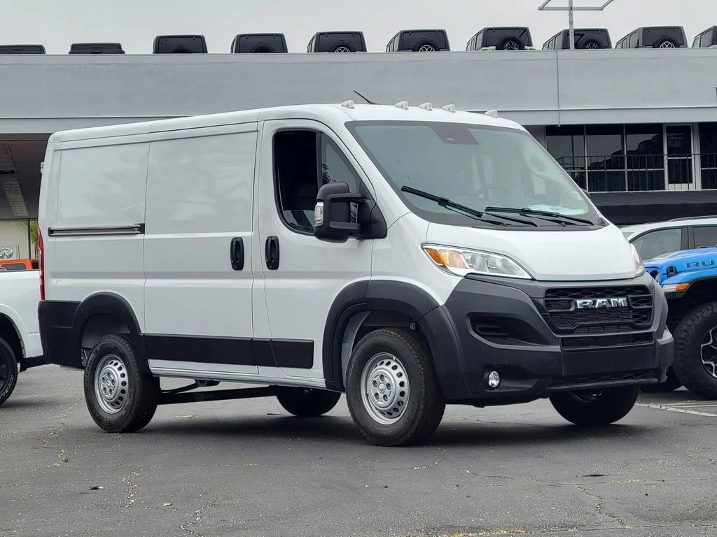 New 2026 Bright White Clear-Coat Exterior Paint RAM Low Roof image 22