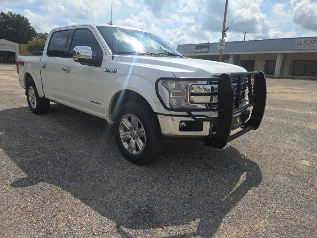 Used 2018 White Ford Lariat image 20
