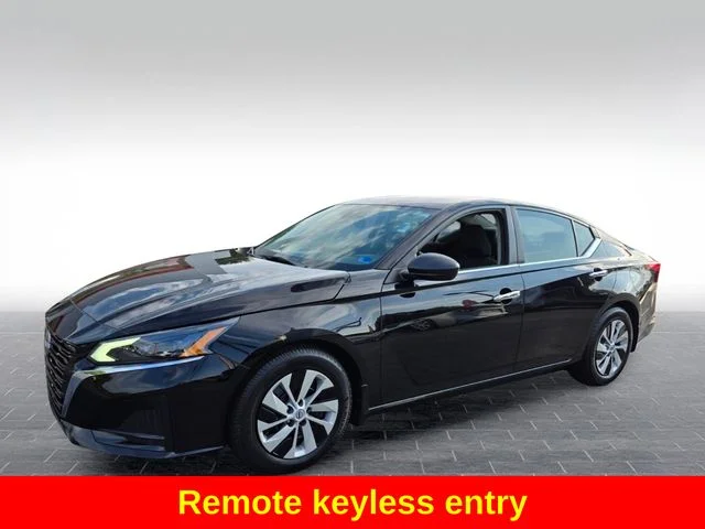 Used 2024 Black Nissan 2.5 S image 4